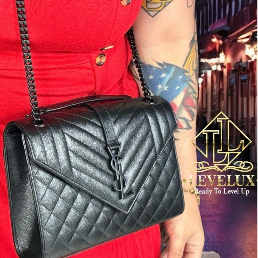 💎✨BEAUTIFUL✨💎Authentic Yves Saint Laurent Monogram Envelope Black Hardware